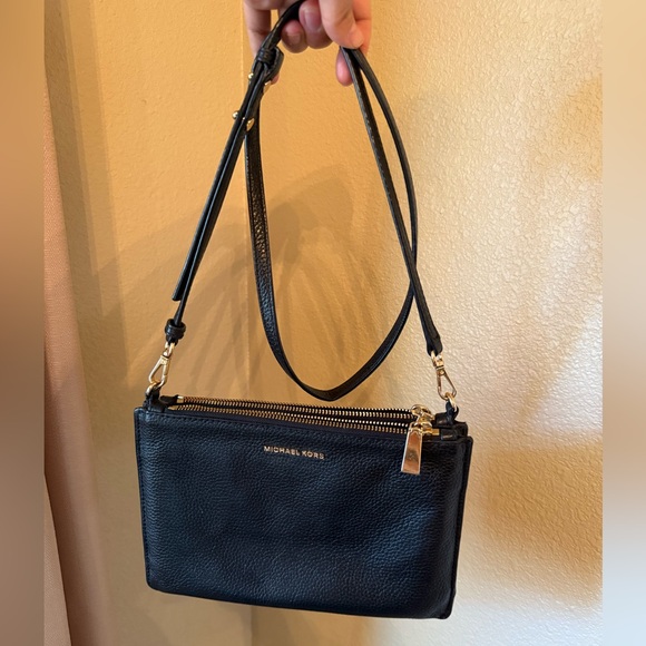 EUC Michael Kors Adele Leather Crossbody Bag - Picture 1 of 6